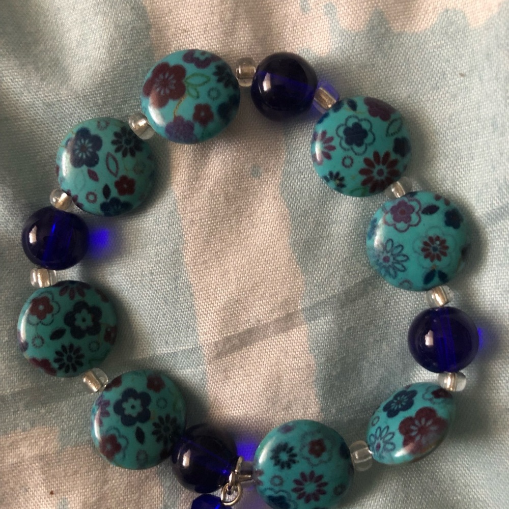 Beautiful, handmade bracelets by me. - Picture 5 of 7